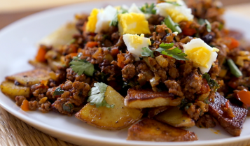 Ingredients for Cuban Beef Picadillo