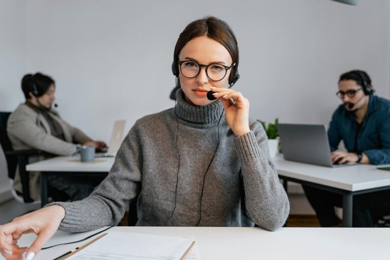 help desk hotline numbers