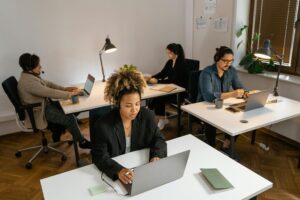 trending professional hotline service